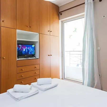 Apartment Vironas Delight Cozy 1bd With Lovely Balcony *
